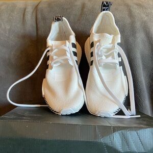 Adidas shoes, good condition, barely useful